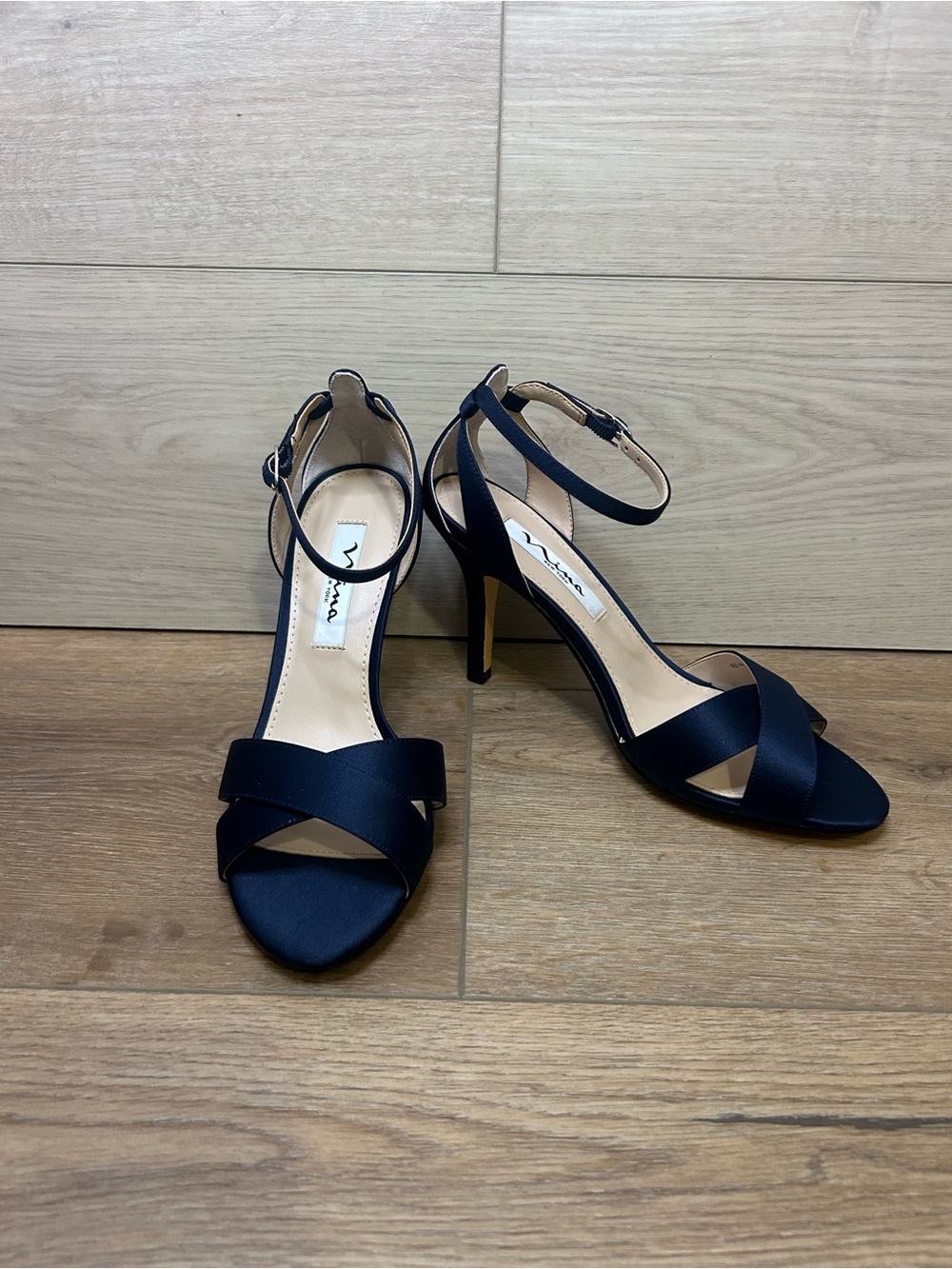 NINA Womens Navy Venus Round Toe Stiletto Leather Sandals 7 M